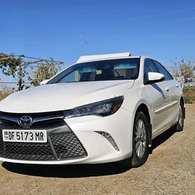 Toyota Camry 2016