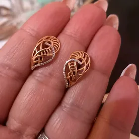 Золотые серьги