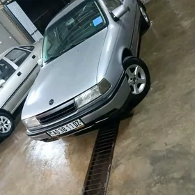 Opel Vectra 1990