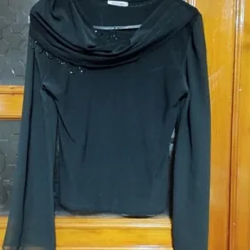 блузка черная