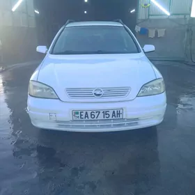 Opel Astra 2000