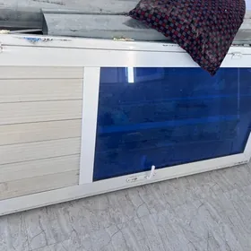 дверь пластиковая