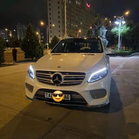 Mercedes-Benz GLE 43 2016