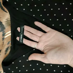 Чёрное вечернее платье