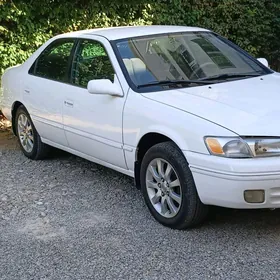 Toyota Camry 1998