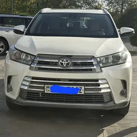 Toyota Highlander 2018