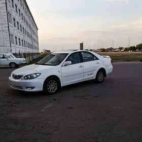 Toyota Camry 2003