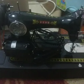 Tikin maşyn/Швейная машинка