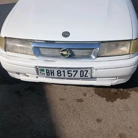 Opel Vectra 1989