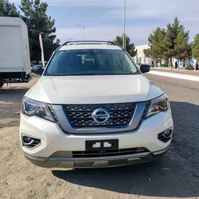 Nissan Pathfinder 2020