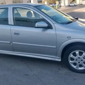 Opel Astra 2003