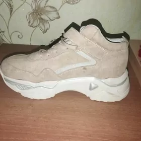 кросовкикросовки