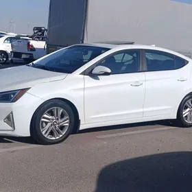 Hyundai Elantra 2019