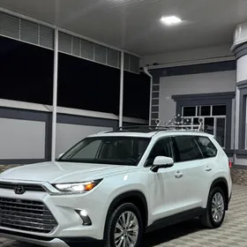 Toyota Grand Highlander 2023