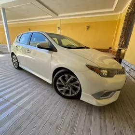 Toyota Corolla iM 2017