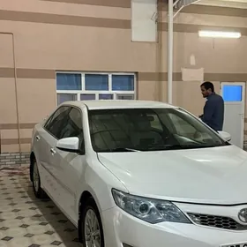 Toyota Camry 2012