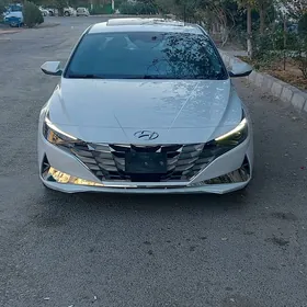 Hyundai Elantra 2021