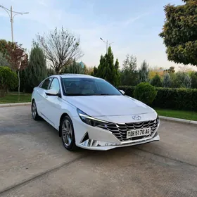 Hyundai Elantra 2021