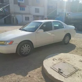 Toyota Camry 1997