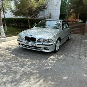 BMW E39 2002