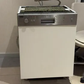 Посудомойка