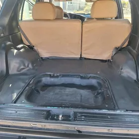 Nissan Pathfinder 2001