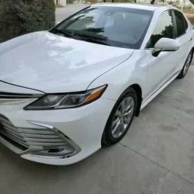 Toyota Camry 2022