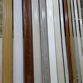 Plintus Paroh Ugalok