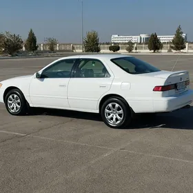 Toyota Camry 1998