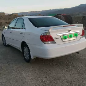 Toyota Camry 2005