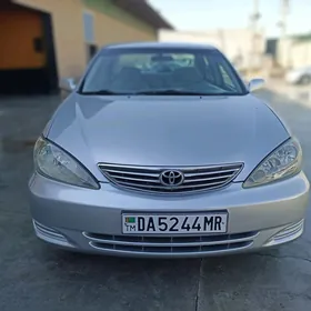 Toyota Camry 2004