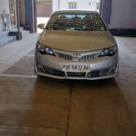 Toyota Camry 2012