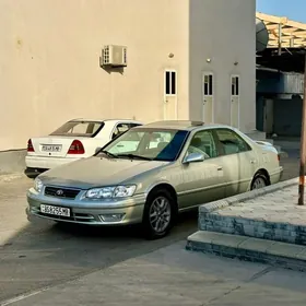 Toyota Camry 2000
