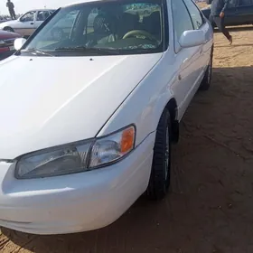 Toyota Camry 1999