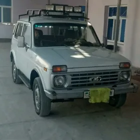 Lada Niva 2002