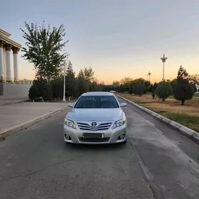 Toyota Camry 2010