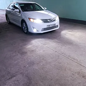 Toyota Camry 2012