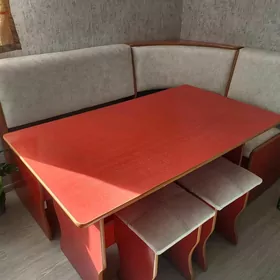 Кухонный уголок