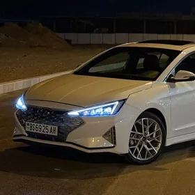 Hyundai Elantra 2020