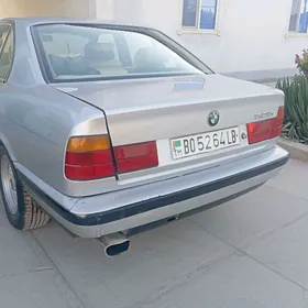BMW 525 1990