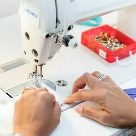 Biçimçi işgär gerek