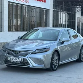 Toyota Camry 2023