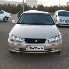 Toyota Camry 2000