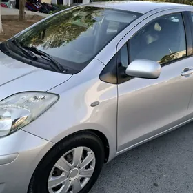 Toyota Yaris 2009