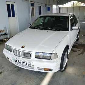 BMW 320 1992