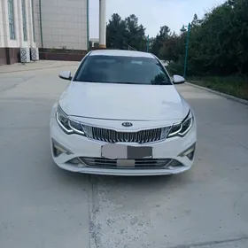 Kia Optima 2020