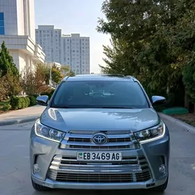 Toyota Highlander 2017