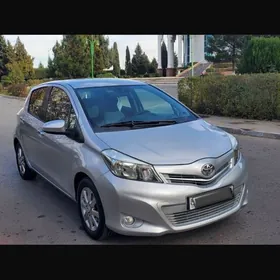 Toyota Yaris 2012