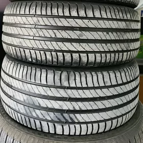 235 45 18 Mishelin 22ýyly