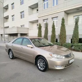 Toyota Camry 2004